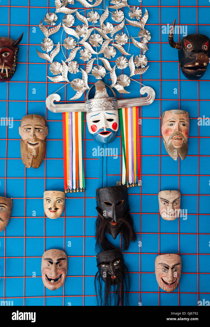 Les masques de l'état de Michoacan exposées dans le centre culturel à Patzcuaro, Michoacan, Mexique. Banque D'Images