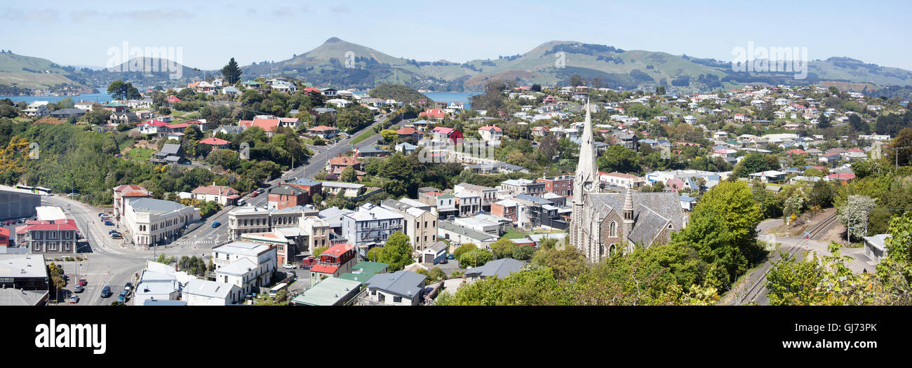 La vue panoramique de Port Chalmers, la banlieue de la ville de Dunedin (Nouvelle-Zélande). Banque D'Images