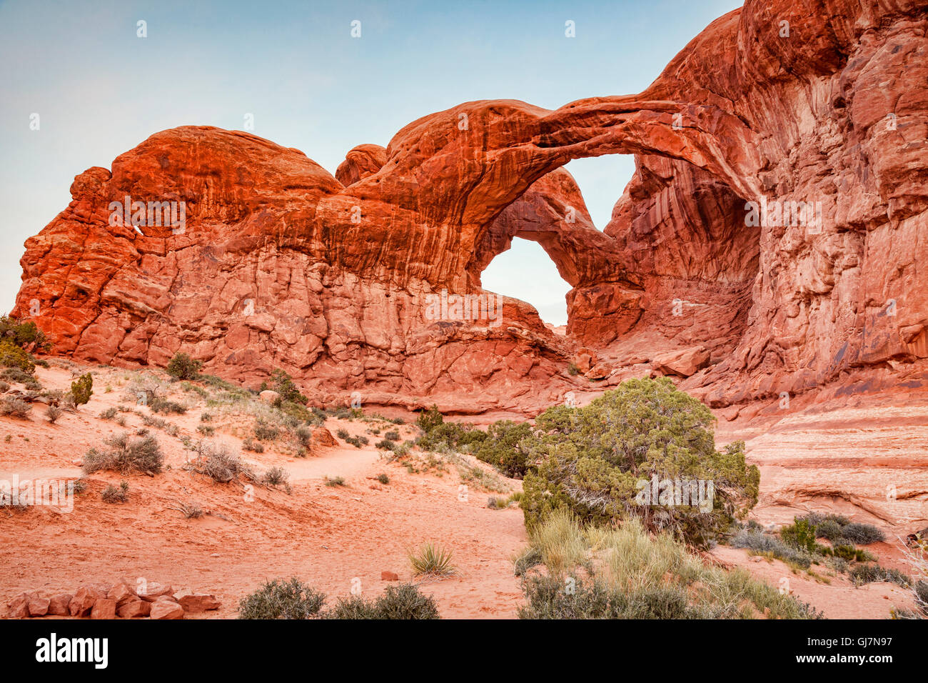 Arc double, Arches National Park, Utah, USA. Banque D'Images