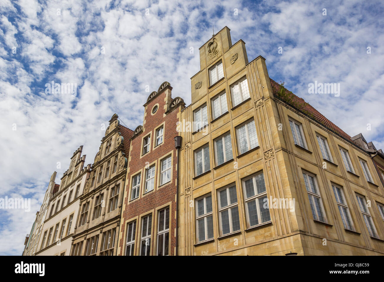 Façades de maisons anciennes au Prinzipal marché dans Munster, Allemagne Banque D'Images