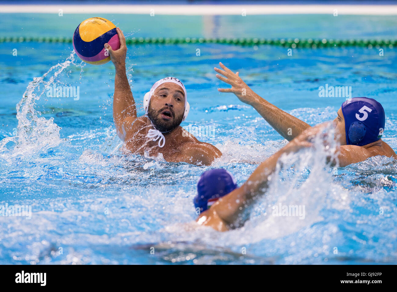 Rio de Janeiro, Brésil. 14Th Aug 2016. 2016 Water-polo - JEUX OLYMPIQUES PERRONE Felipe (BRA) pendant le démarrage du water-polo aux Jeux Olympiques de Rio en 2016 entre le Brésil et la Hongrie s'est tenue à l'arène aquatique olympique. pendant le démarrage du water-polo aux Jeux Olympiques de Rio en 2016 entre le Brésil et la Hongrie tiendra à l'aréna olympique Aquatic. Non disponible pour l'attribution de licences en Chine (Photo : Marcelo Machado de Melo/Fotoarena) Crédit : Foto Arena LTDA/Alamy Live News Banque D'Images