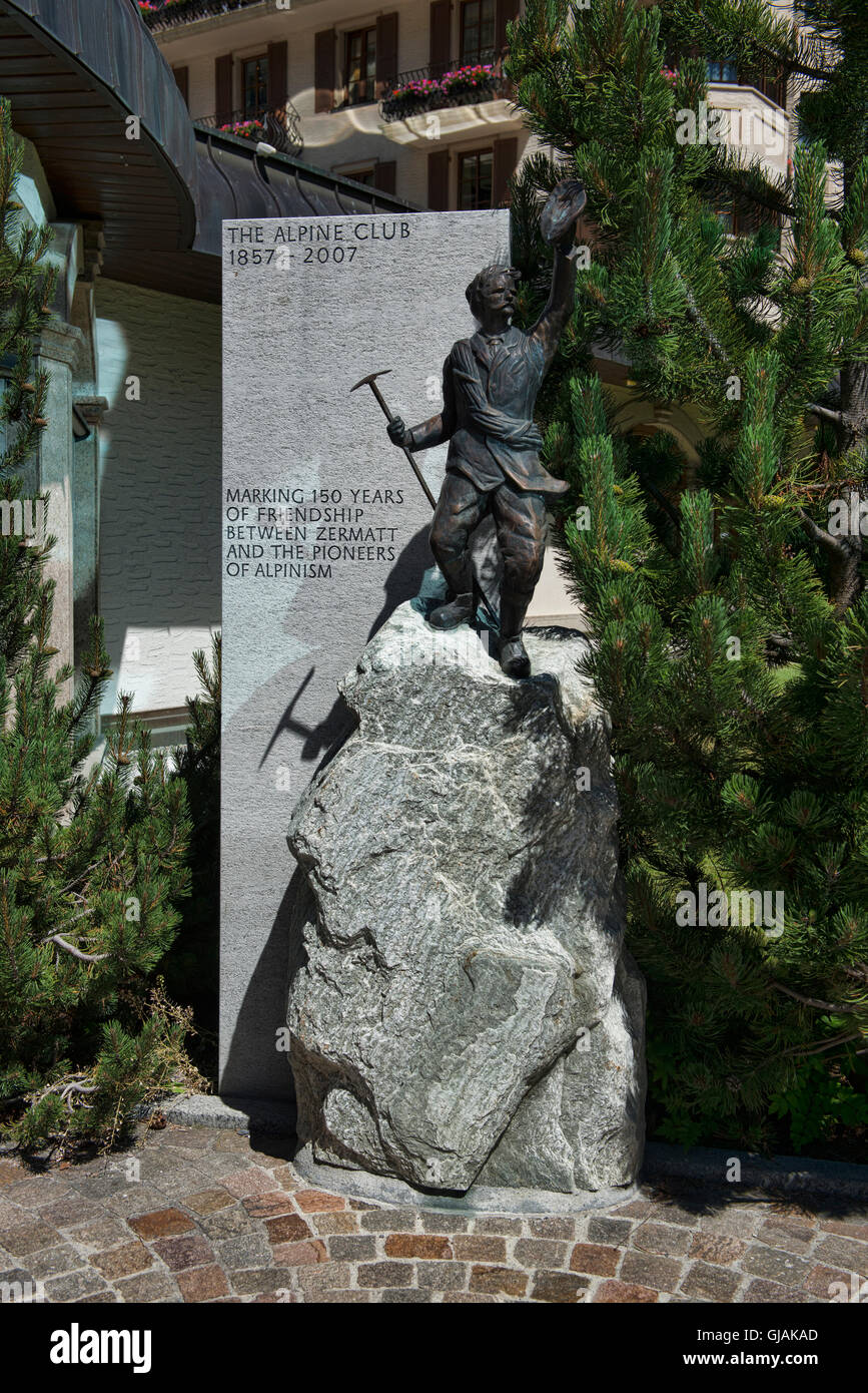 Club alpin statue au Musée du Cervin, Zermatt, Suisse Banque D'Images