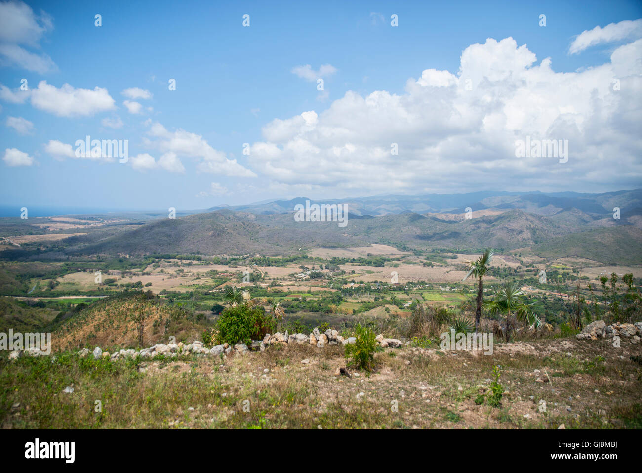 Vues de la Trinité-du Radio Tower Hill, Cuba Photo Stock - Alamy
