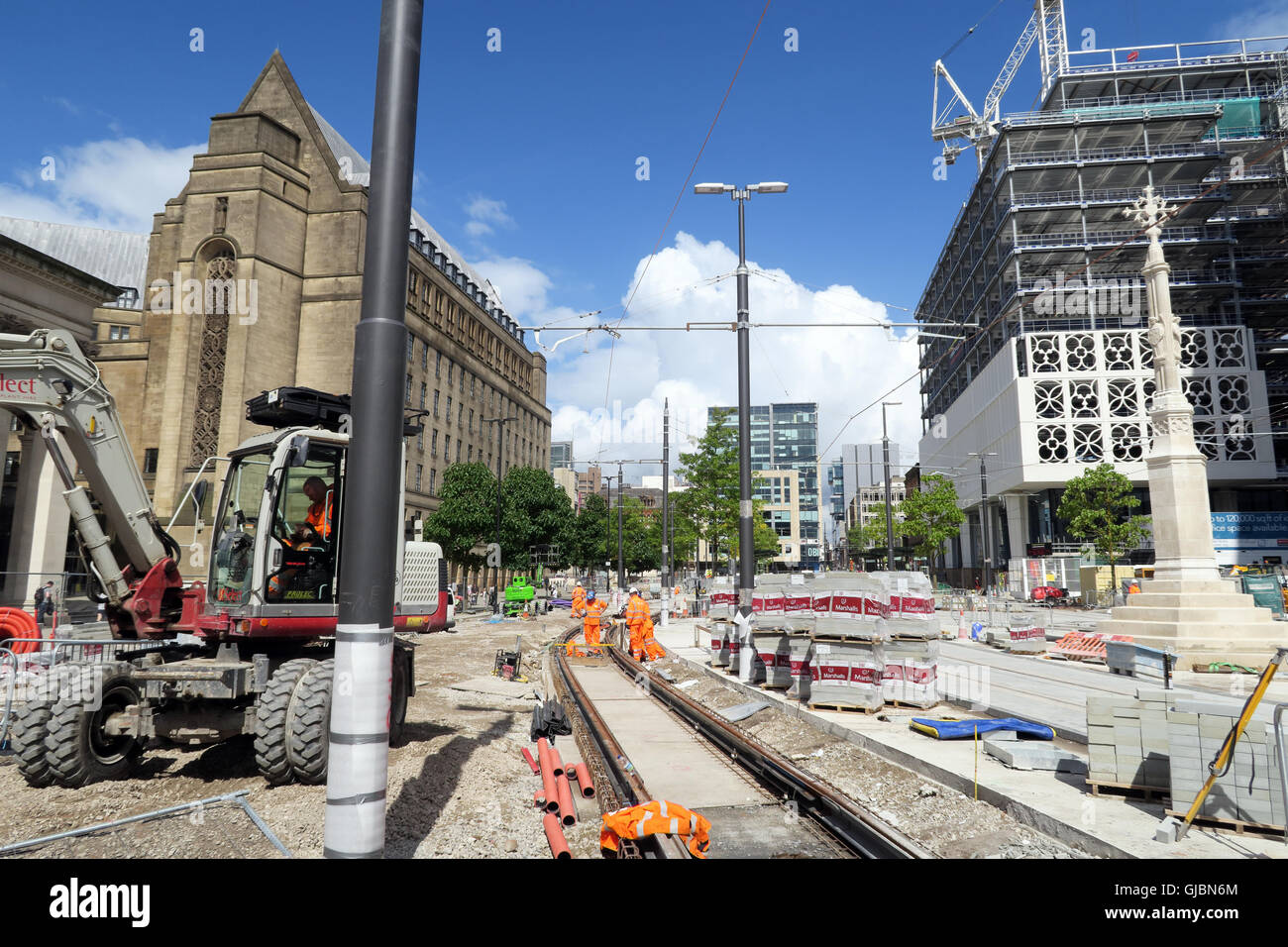 Construction de la deuxième phase 2CC - Passage à niveau de la ville de Manchester Metrolink, St Peters Square, North West England, UK , M2 5PD Banque D'Images