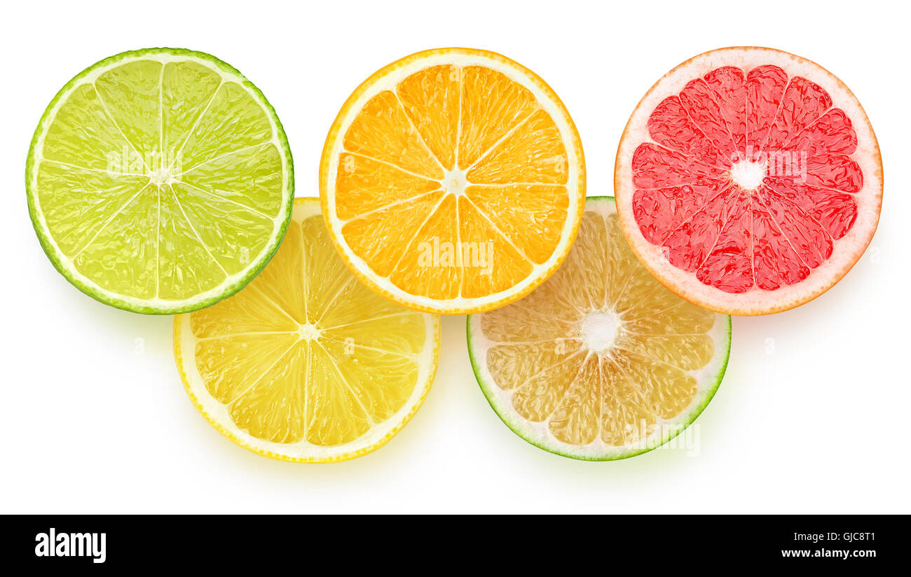 Tranches d'agrumes en forme de logo Jeux Olympiques isolé sur fond blanc avec clipping path Banque D'Images