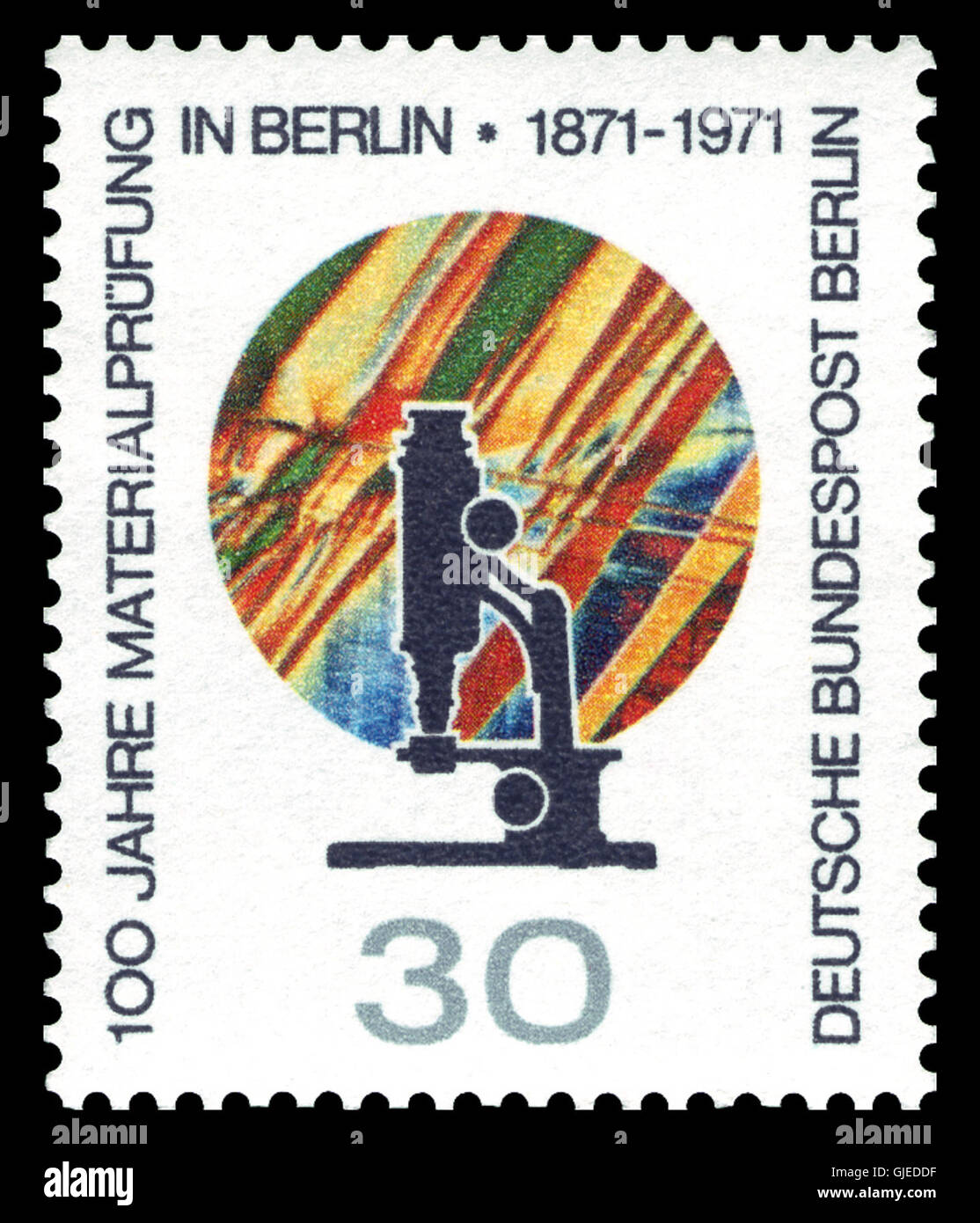 Le timbre DBPB 1971 416 marque le 100ème anniversaire des tests de matériaux. Il a été publié en 1971 pour commémorer cette étape importante dans le développement de la science et de la technologie industrielles. Banque D'Images