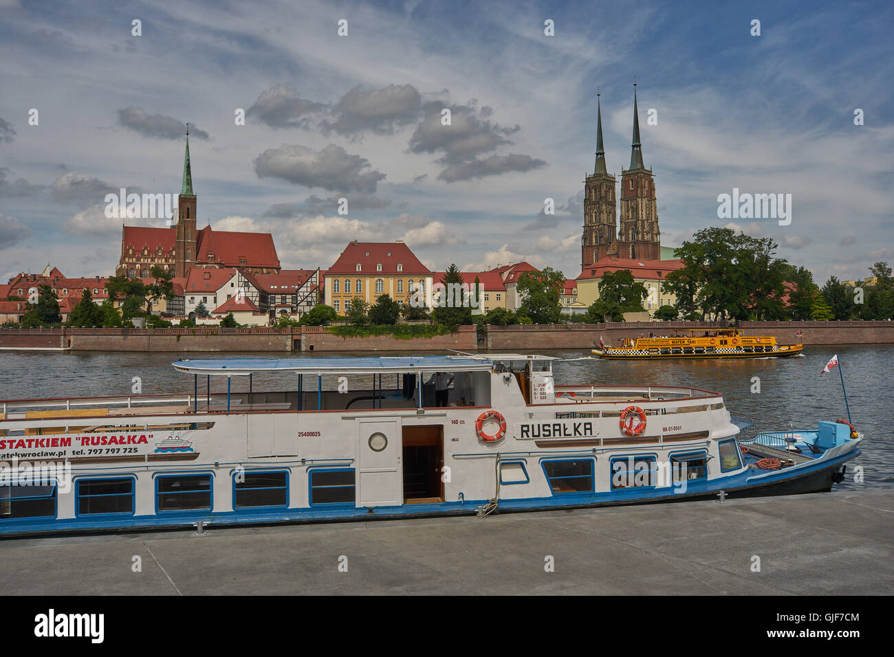 Plaisir boatson Oder près de Ostrow Tumski Wroclaw Basse Silésie Pologne Banque D'Images