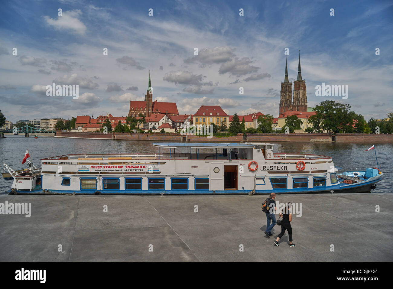 Navire de plaisance sur l'Oder près de Ostrow Tumski Wroclaw Basse Silésie Pologne Banque D'Images