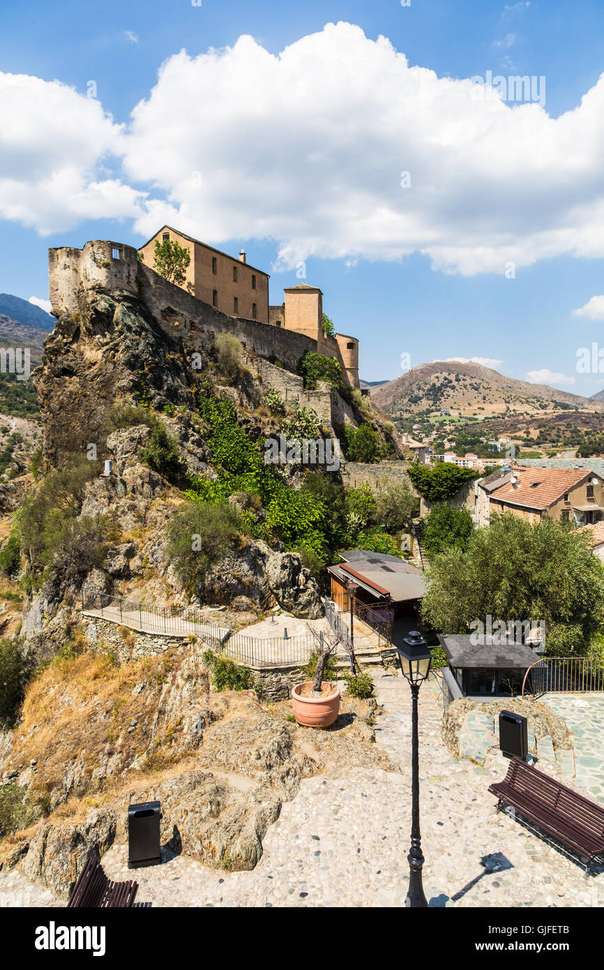 Citadelle de Corte en Corse, une destination touristique populaire en France. Banque D'Images