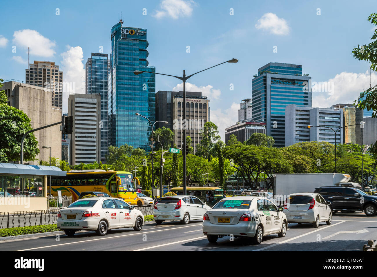 Makati Avenue, Makati, Manila, Philippines Banque D'Images