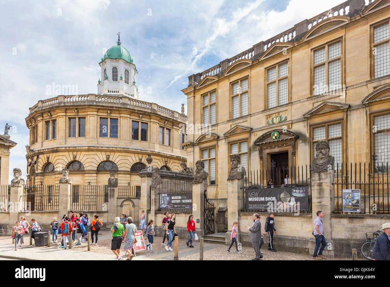 La Radcliffe Camera datant de High Street, Oxford, Oxfordshire, England, UK Banque D'Images