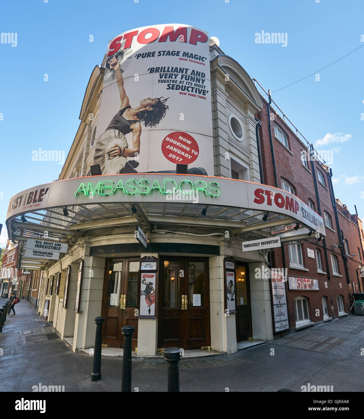 Theatre, Londres. Stade 'Stomp show' Banque D'Images