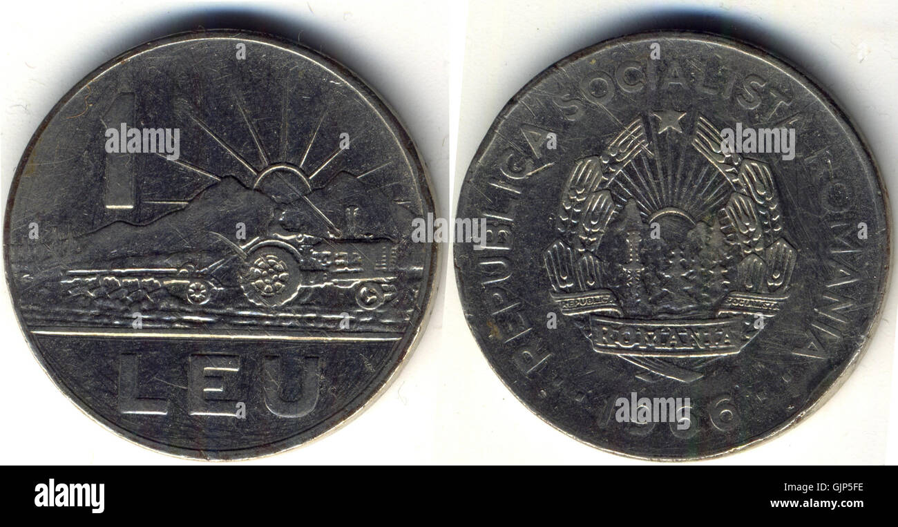 Cette image montre une pièce de leu roumaine de 1966, qui faisait partie de la monnaie utilisée en Roumanie avant l'adoption de nouvelles pièces. La pièce comporte divers symboles représentant la culture et l'histoire de la Roumanie à l'époque. Banque D'Images