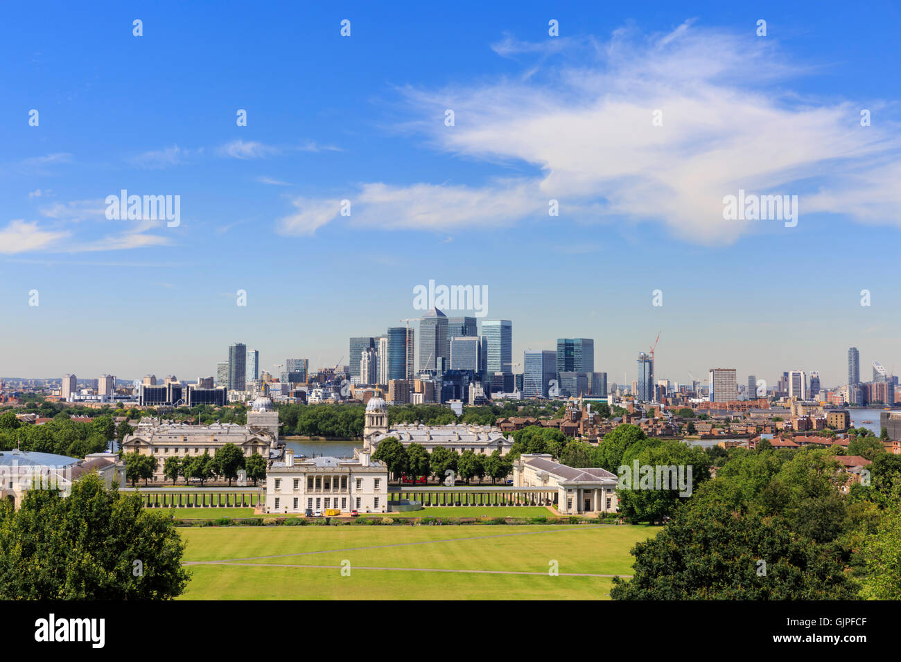 Vue panoramique sur le parc de Greenwich, Queen's House et Greenwich University vers Canary Wharf, London Banque D'Images