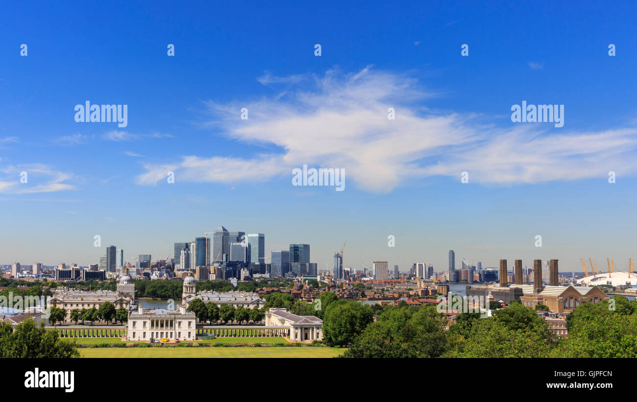 Vue panoramique sur le parc de Greenwich, Greenwich Maritime et l'horizon de Canary Wharf, Londres, Angleterre Banque D'Images