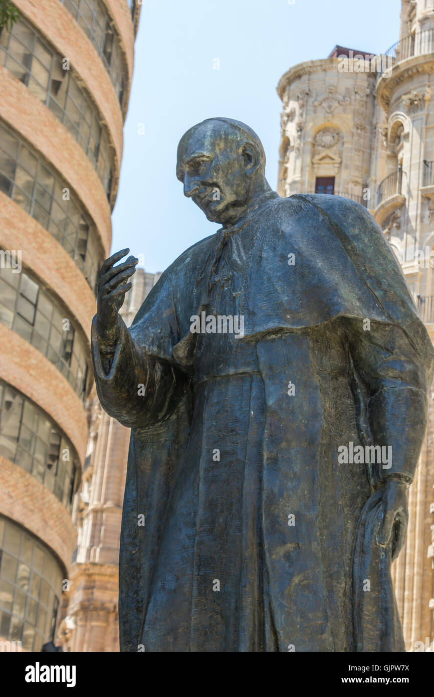 Statue de Ángel Herrera Oria, 1886 -1968. Évêque de Malaga Banque D'Images