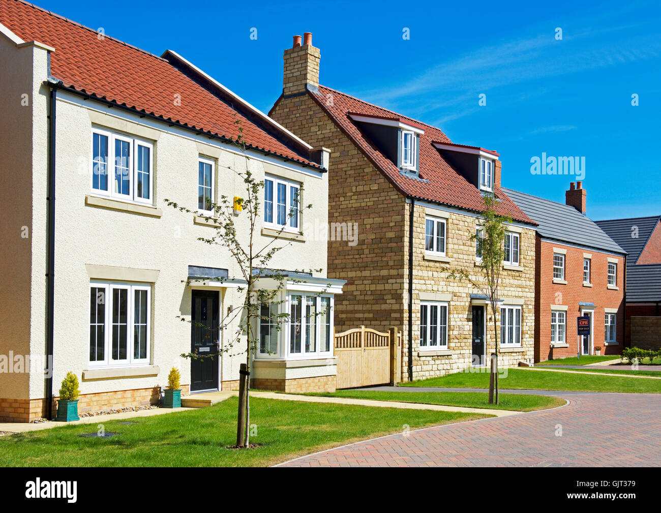 Maisons dans nouveau lotissement - haut - Moulin à Scalby, près de Scarborough, North Yorkshire, Angleterre Banque D'Images