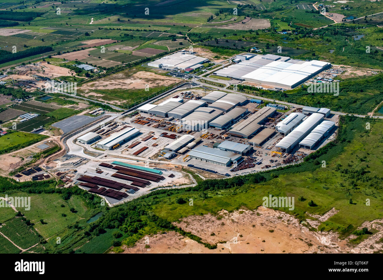 Entrepôt industriel des usines et des installations de stockage et de l'aménagement du territoire Banque D'Images