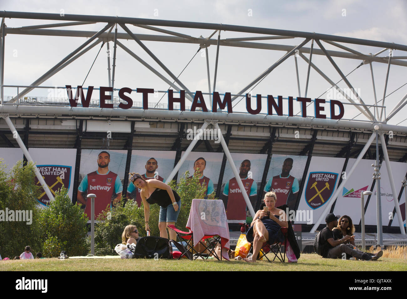 Stade olympique de Stratford, la nouvelle maison à West Ham United Football Club, Queen Elizabeth Olympic Park, Londres, UK Banque D'Images