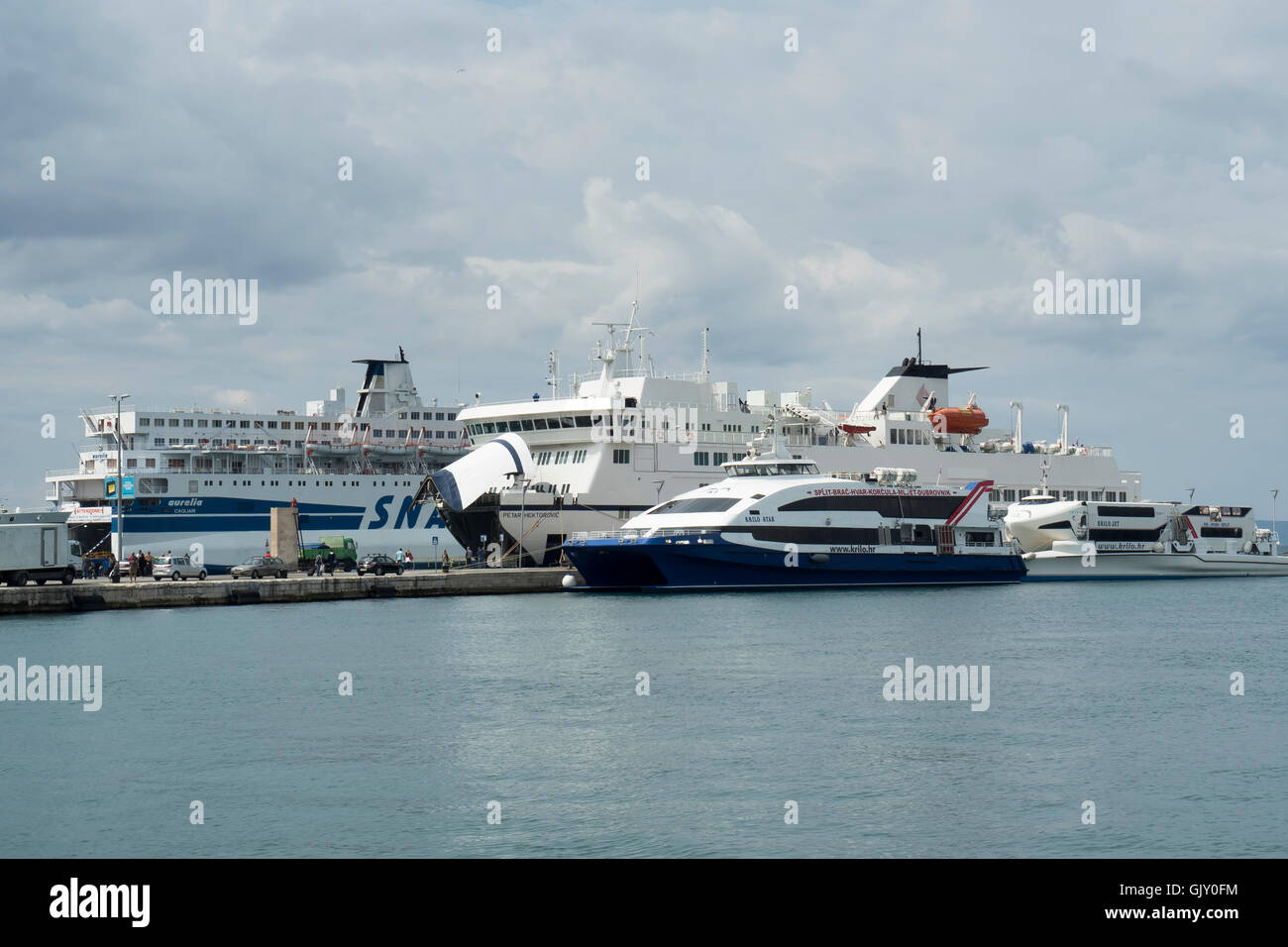 Terminal de Ferry, Split, Croatie, la côte dalmate Banque D'Images