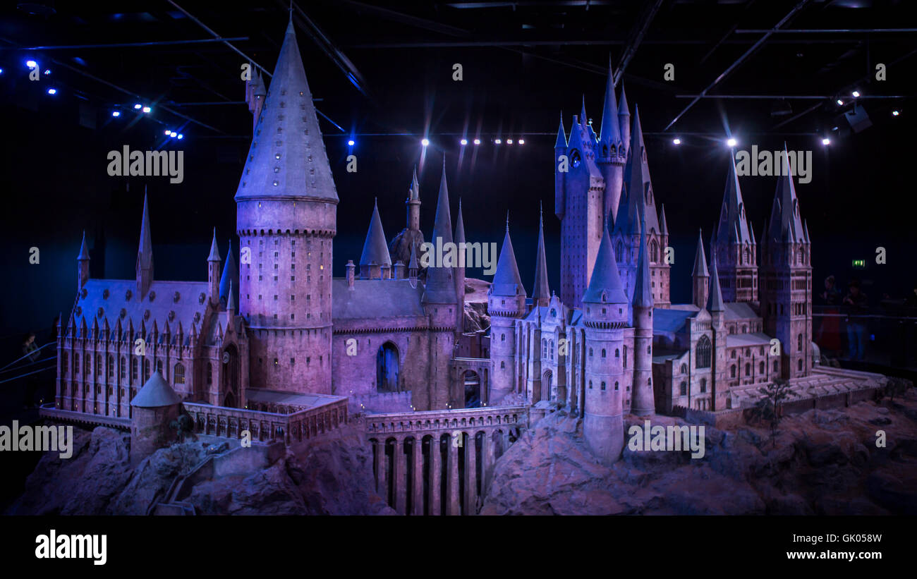 L'école de sorcellerie de Poudlard Modèle château dans Harry Potter World Warner Bros Studio Tour Leavesden Informations Watford, Royaume-Uni Banque D'Images
