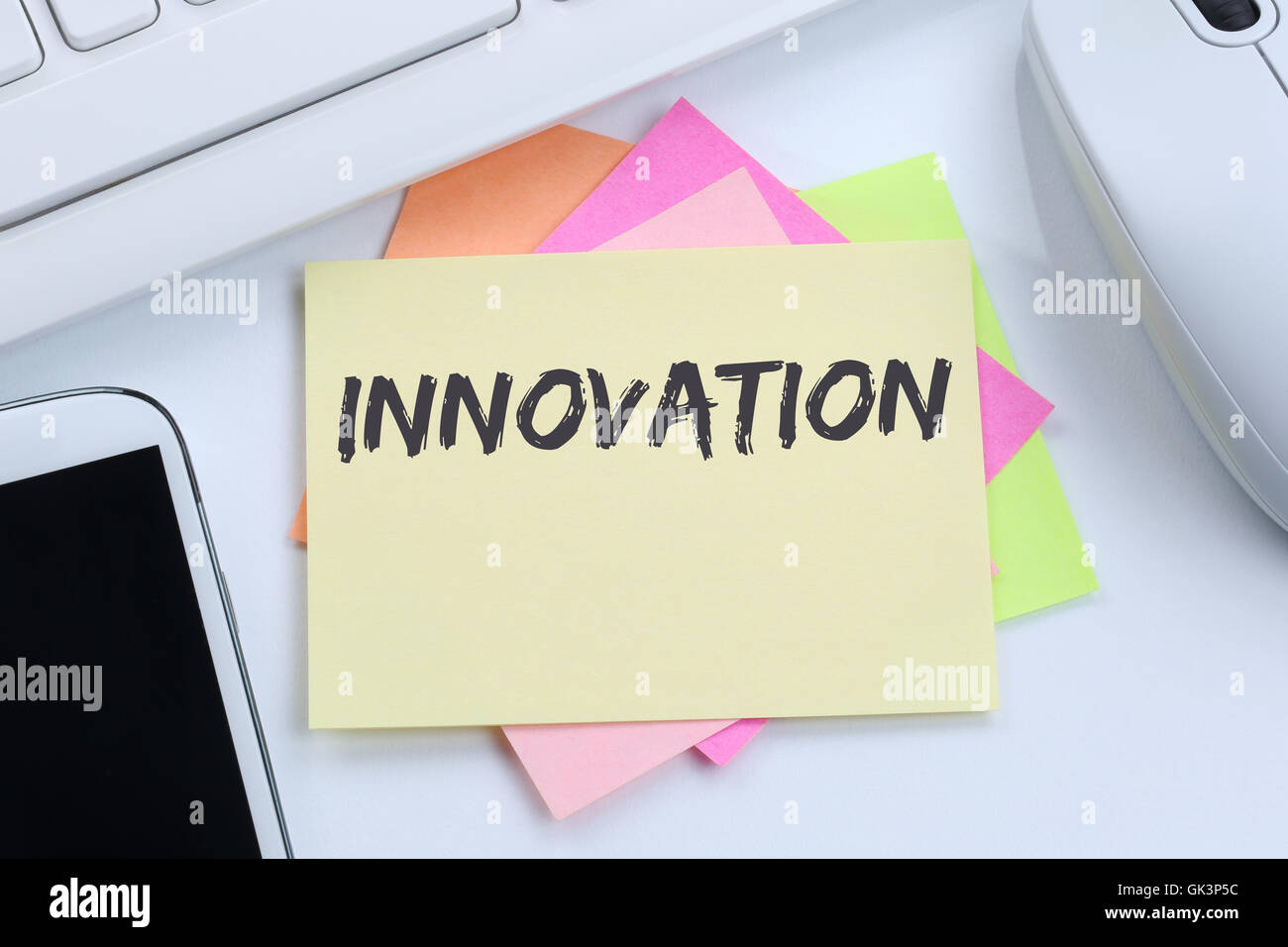 Idée d'innovation d'affaires gagnant succès succès leadership innovation concept créativité 24 clavier de l'ordinateur Banque D'Images