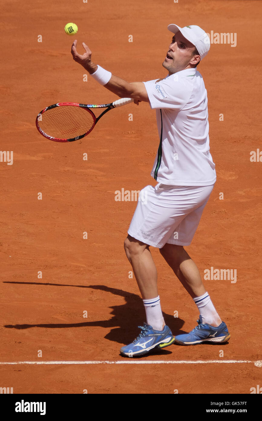 Roberto Bautista Agut d'Espagne en action contre Feliciano Lopez de l'Espagne au cours de la cinquième journée de la Mutua Madrid Open Tennis Tournament à la Caja Magica comprend : Roberto Bautista où : Madrid, Espagne Quand : 04 mai 2016 Banque D'Images