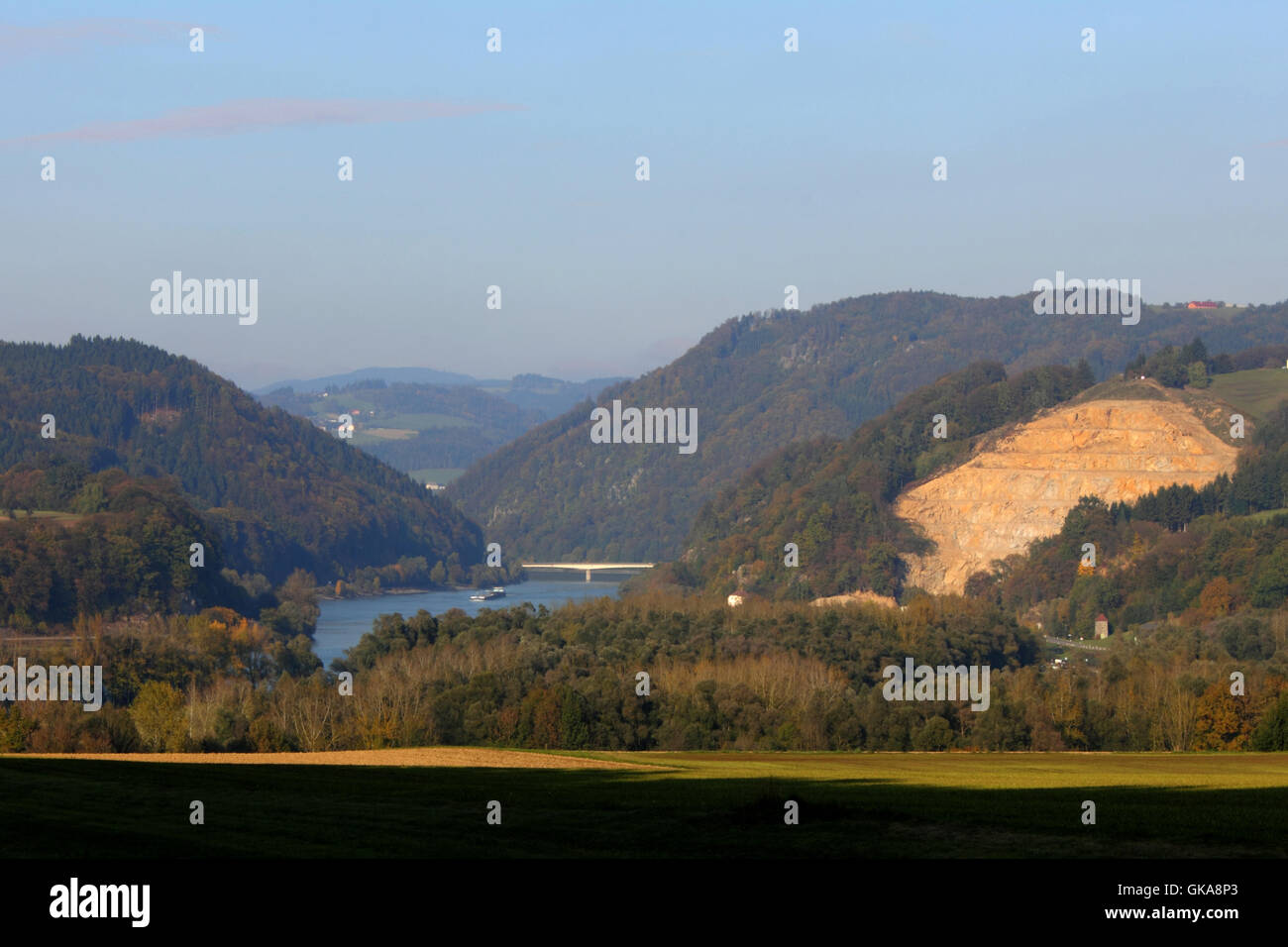 Vue sur le Danube grein direction ardagger Banque D'Images