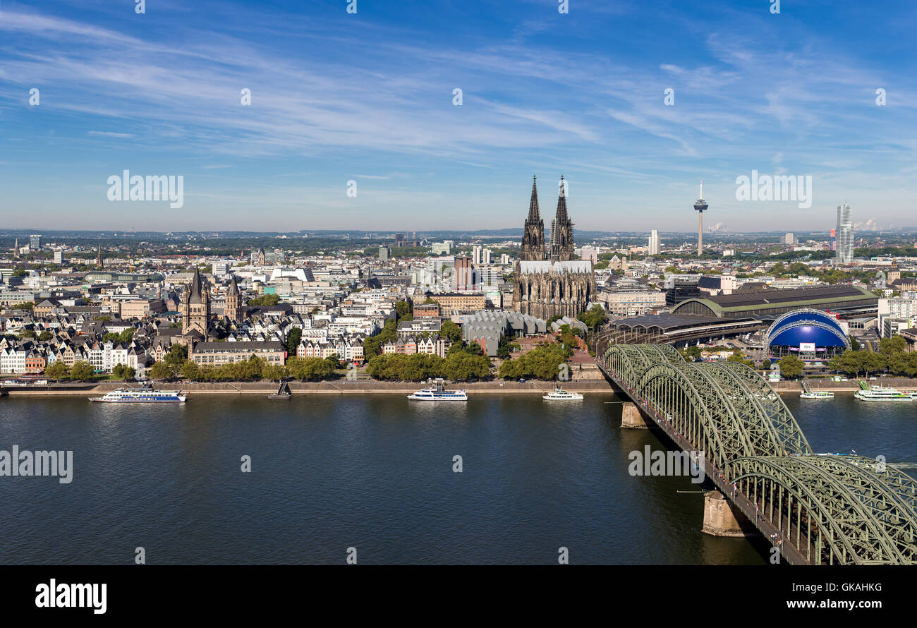 Triangle de koeln Banque de photographies et d’images à haute ...