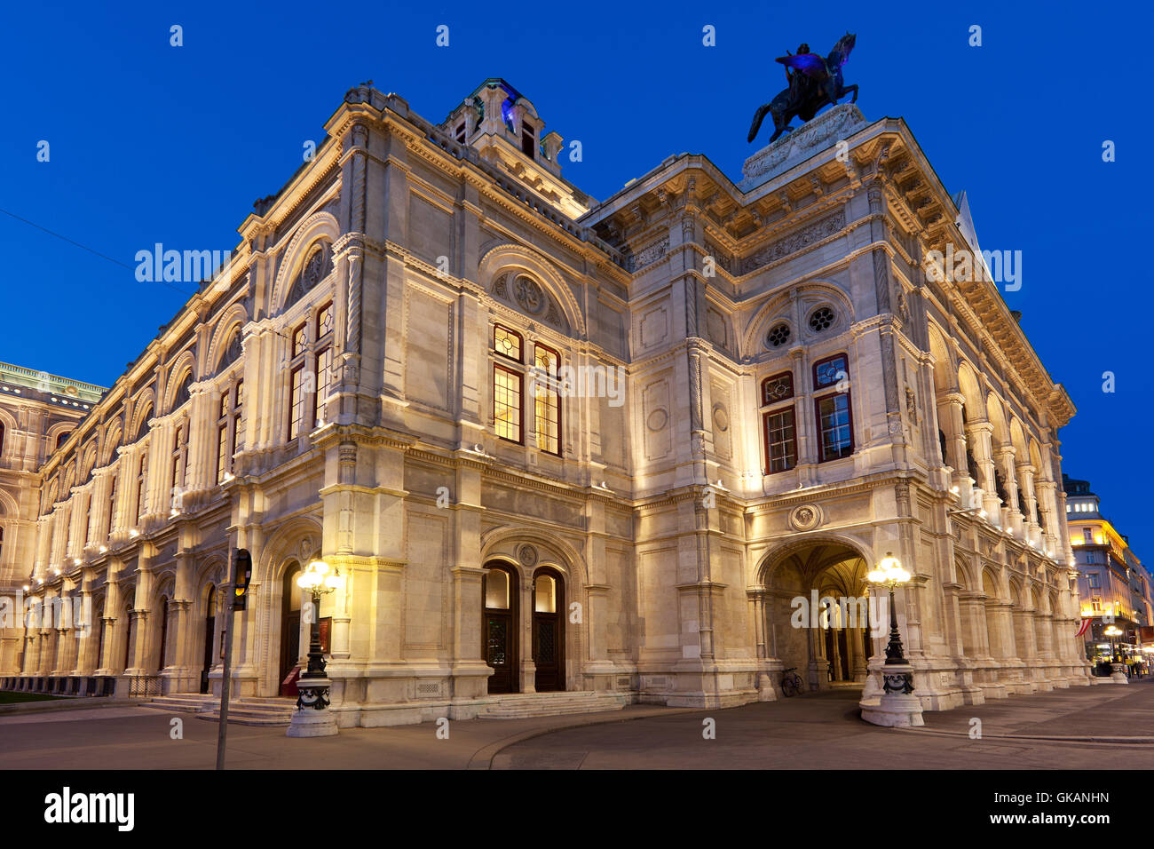 Opéra d'État de Vienne, scène de nuit Banque D'Images