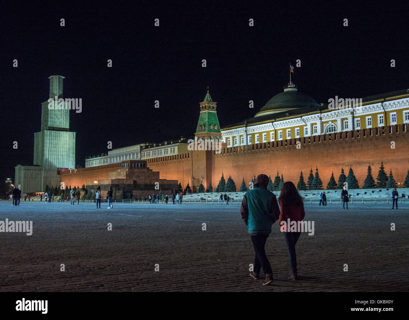 Mausolée de Lénine aussi connu comme le tombeau de Lénine, sur la Place Rouge, la nuit, dans la région de Moscou, Russie Banque D'Images