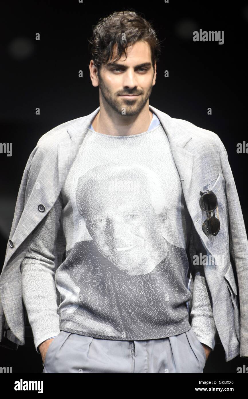 Milan Fashion Week Homme Printemps/Été 2017 - Giorgio Armani - Catwalk  comprend : Nyle DiMarco Où : Milan, Italie Quand : 21 Oct 2016 Credit :  IPA/WENN.com **Uniquement disponible pour publication au