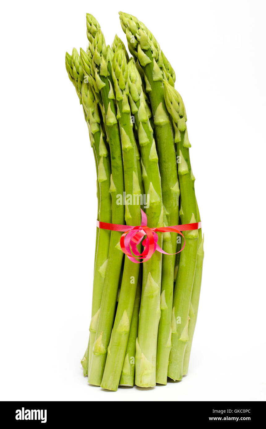 L'asperge verte brute bund Banque D'Images