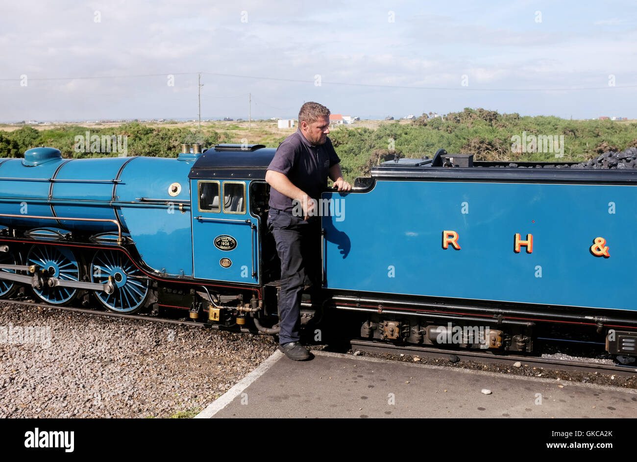 Vue sur Kent UK Dormeur - Romney, Hythe & Dymchurch Railway train à vapeur station dormeur Banque D'Images