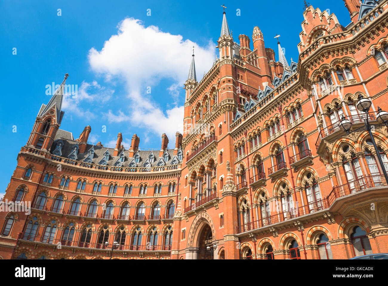 L'architecture victorienne, Londres, le style néo-gothique victorien St Pancras Hôtel à King's Cross, London,UK. Banque D'Images