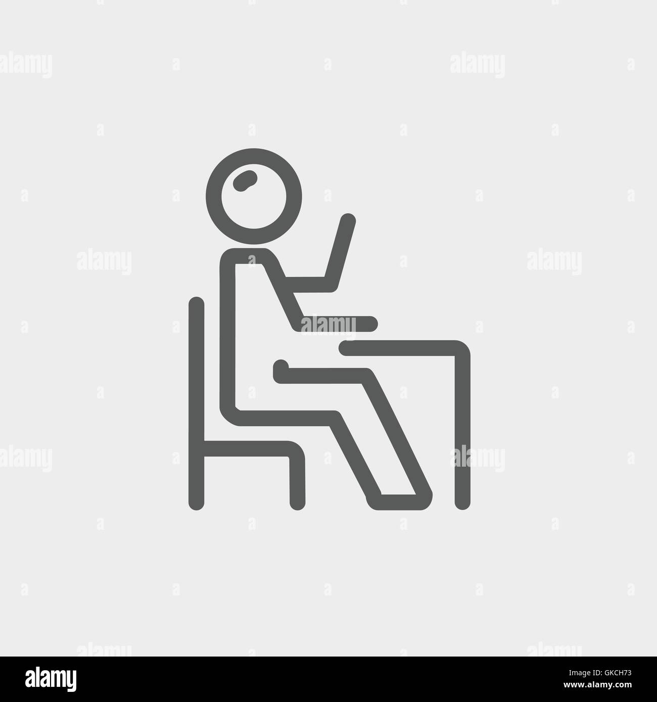 Élève assis sur une chaise en face de sa table l'icône de la ligne mince Illustration de Vecteur