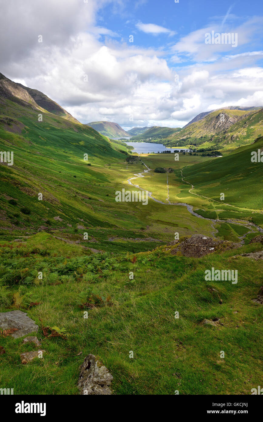 Buttermere et ses environs fells Banque D'Images