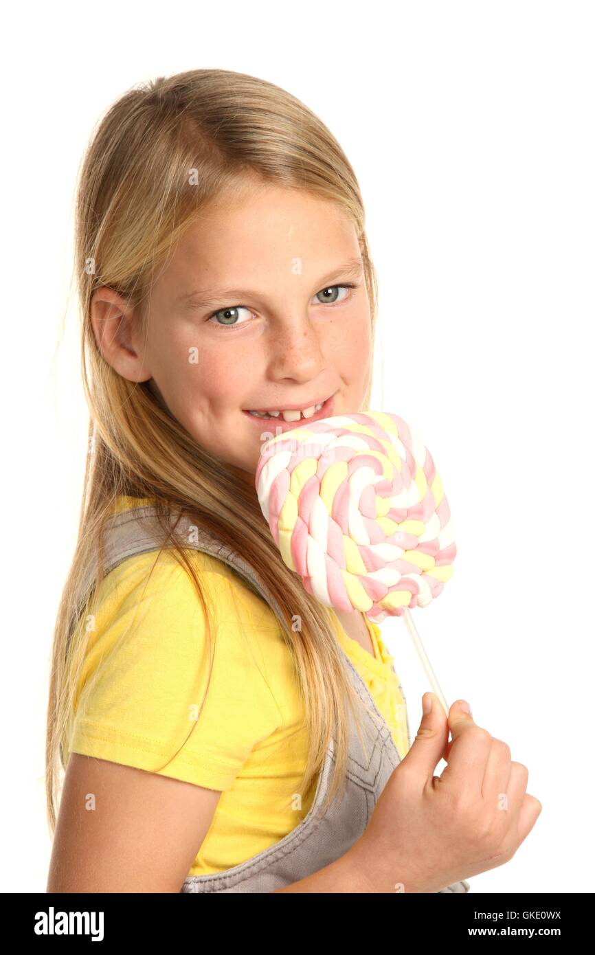 Jolie Jeune avec des bonbons Banque D'Images