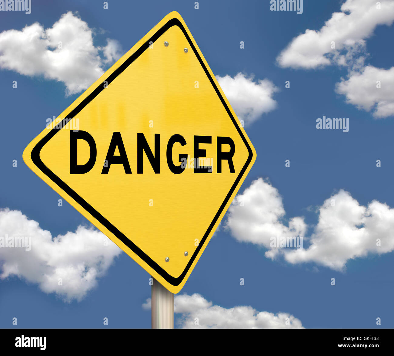 Panneau d'avertissement jaune - Danger - Blue Sky Banque D'Images