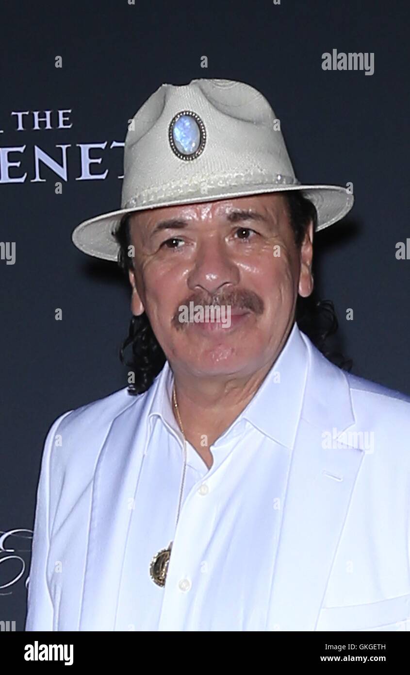 Las Vegas, NV, USA. 20e Août, 2016. Carlos Santana aux arrivées pour tous l'affaire blanche 16e El Sueno de Esperanza célébration aux enfants atteints de cancer, le Venetian Resort Hotel Casino, Las Vegas, NV le 20 août 2016. Credit : MORA/Everett Collection/Alamy Live News Banque D'Images