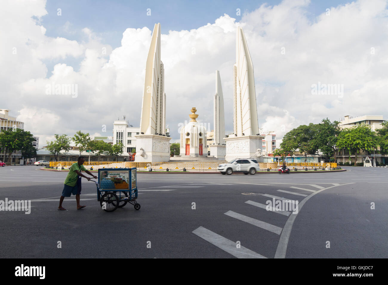 Le Monument de la démocratie à Bangkok Banque D'Images