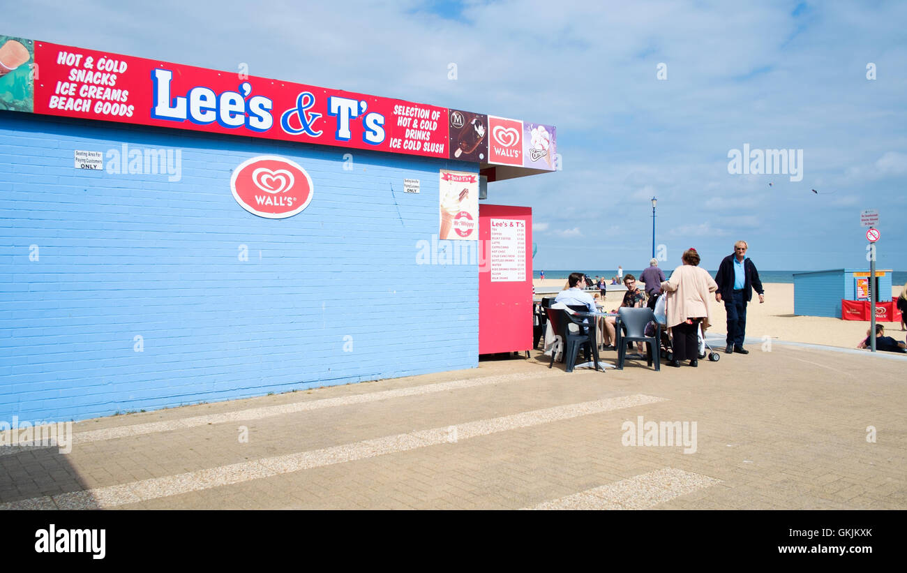 Cafe sur la Promenade, Great Yarmouth Banque D'Images