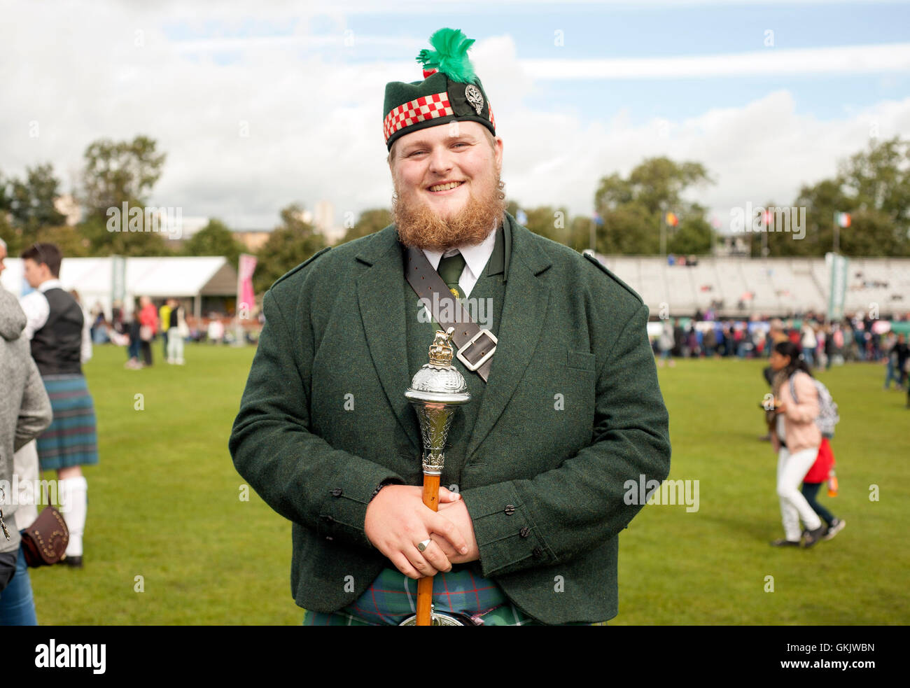 Une pipe major prend part à la 2016 World Pipe Band Championships en première année d'admissibilité à Glasgow Green. Banque D'Images