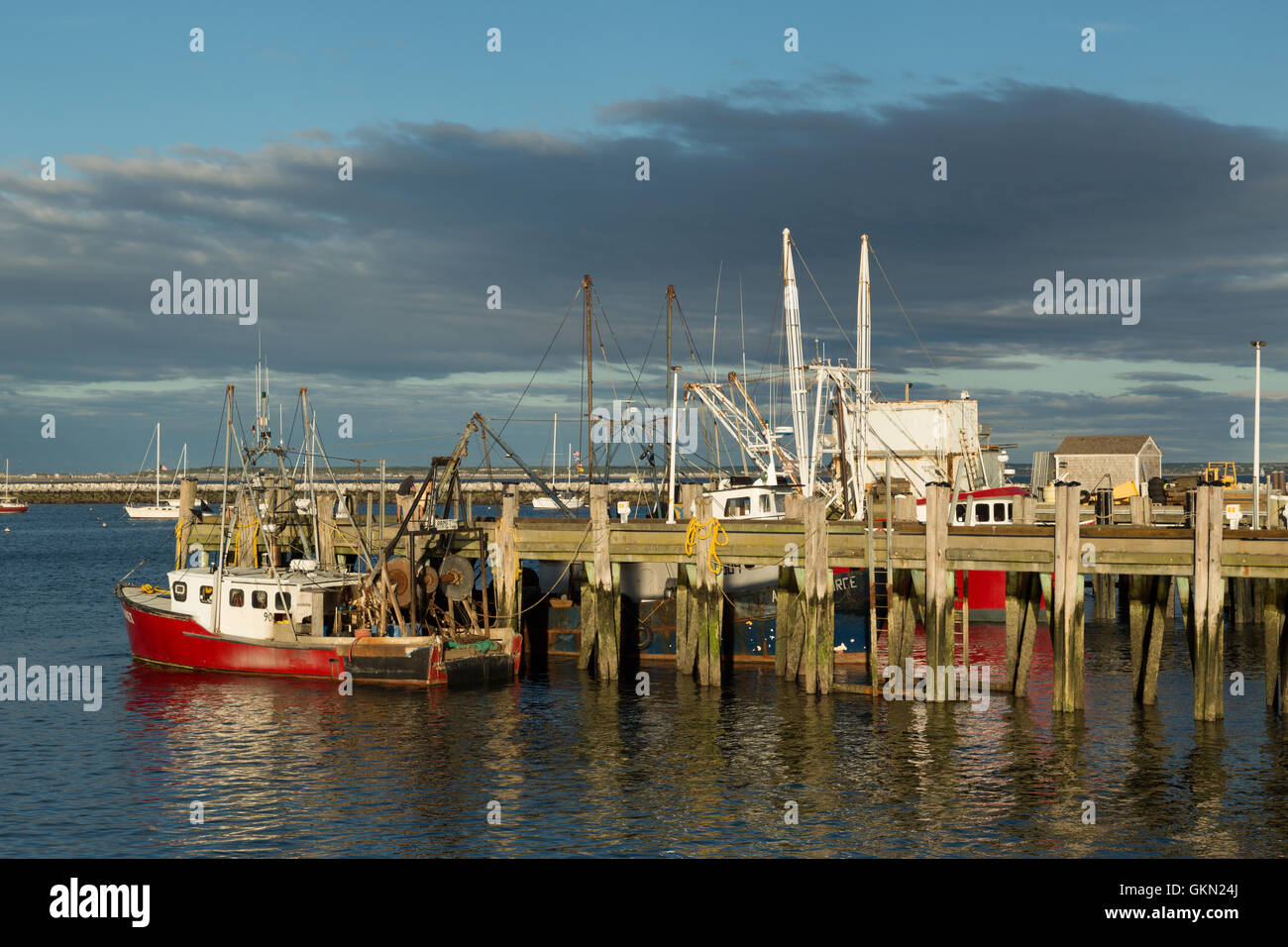 Une photographie de certains bateaux de pêche dans le port de Provincetown, Cape Cod, Massachusetts. Banque D'Images