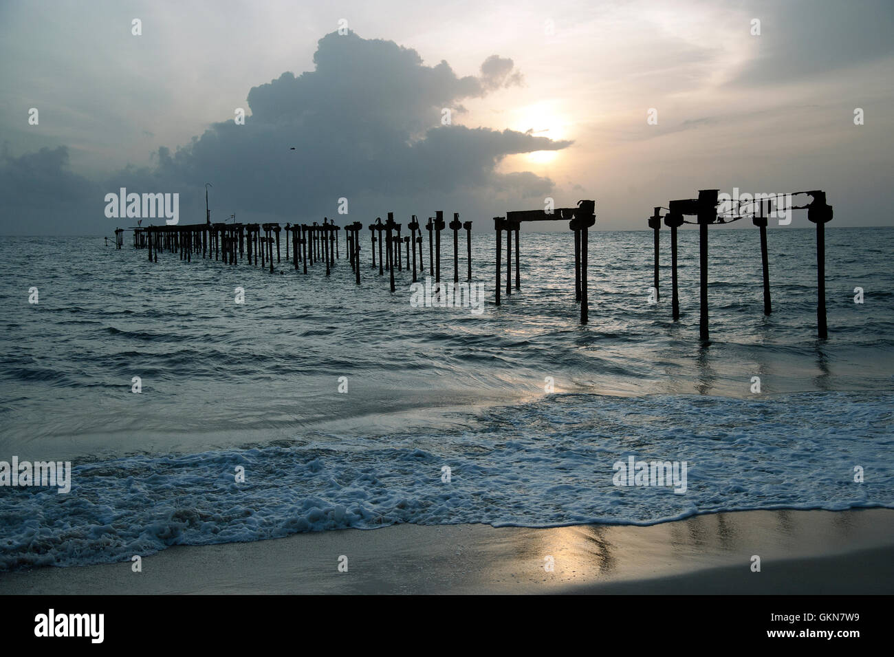 L'image du coucher du soleil à plage dans Allaepy, Kerala, Inde Banque D'Images