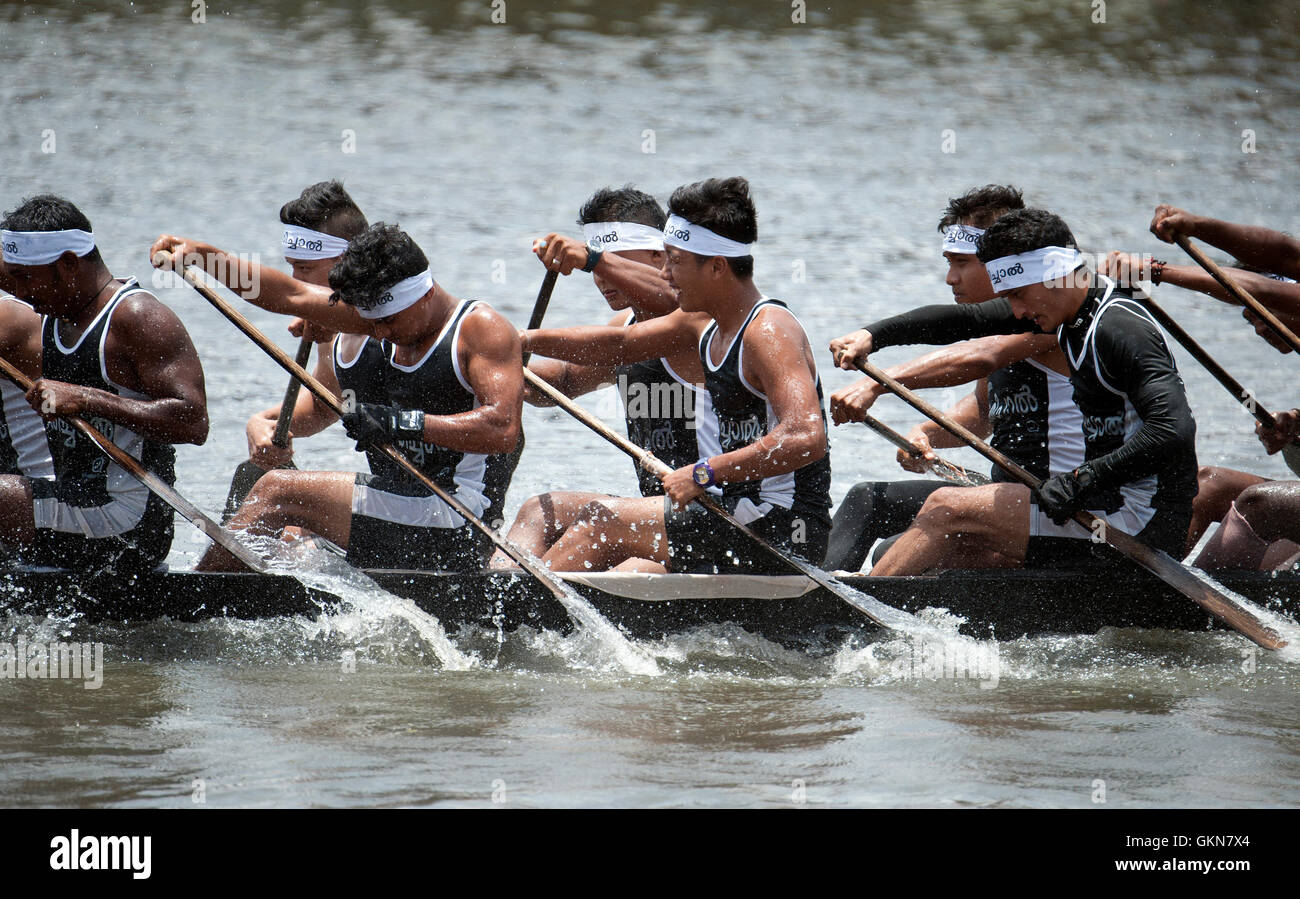 L'image du participant, l'aviron, Snake bateau , bateau de Nehru, le jour de la course, Allaepy Punnamda Lake, le Kerala Inde Banque D'Images