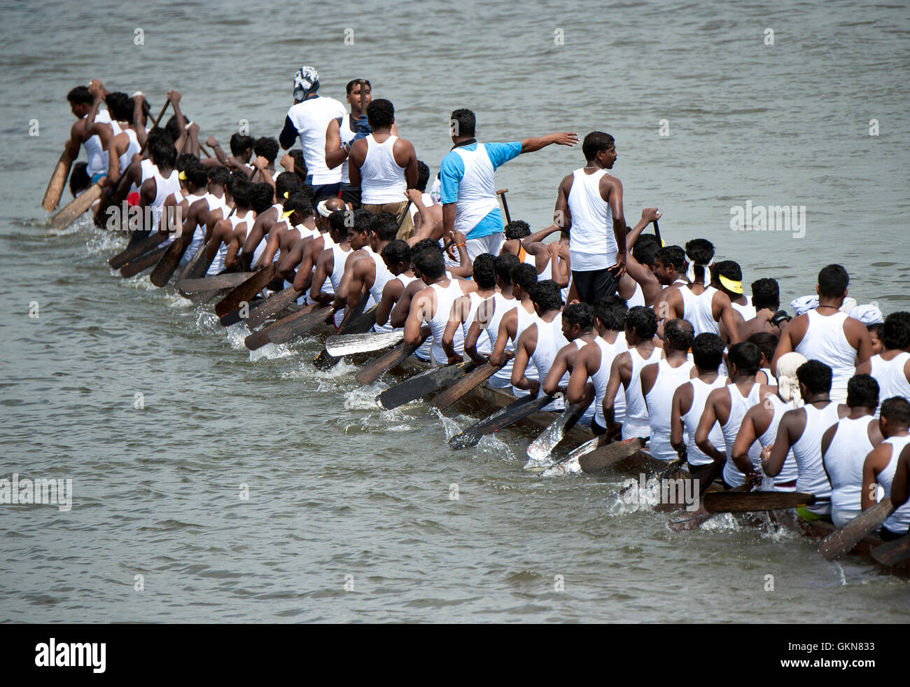 L'image de Snake bateaux dans Nehru boat race day, Allaepy Punnamda, Lac, Kerala Inde Banque D'Images