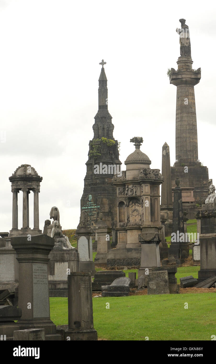 Monuments de la Nécropole de Glasgow. La nécropole est un cimetière près de la cathédrale saint Mungo. Banque D'Images