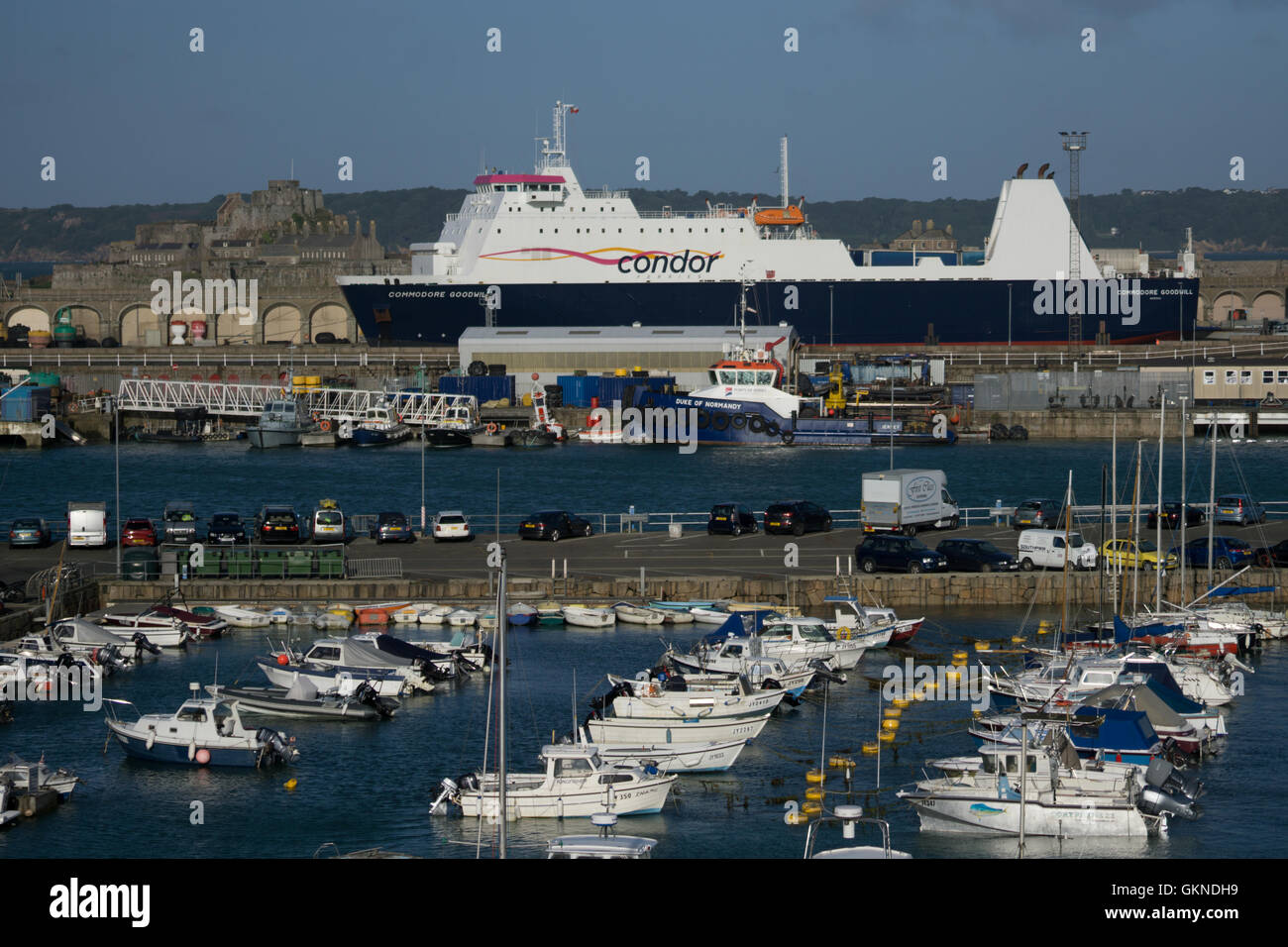Condor Ferries Fret & navire à passagers,Commodore Goodwill,à quai à  St.Helier Jersey,port,Channel Islands Photo Stock - Alamy