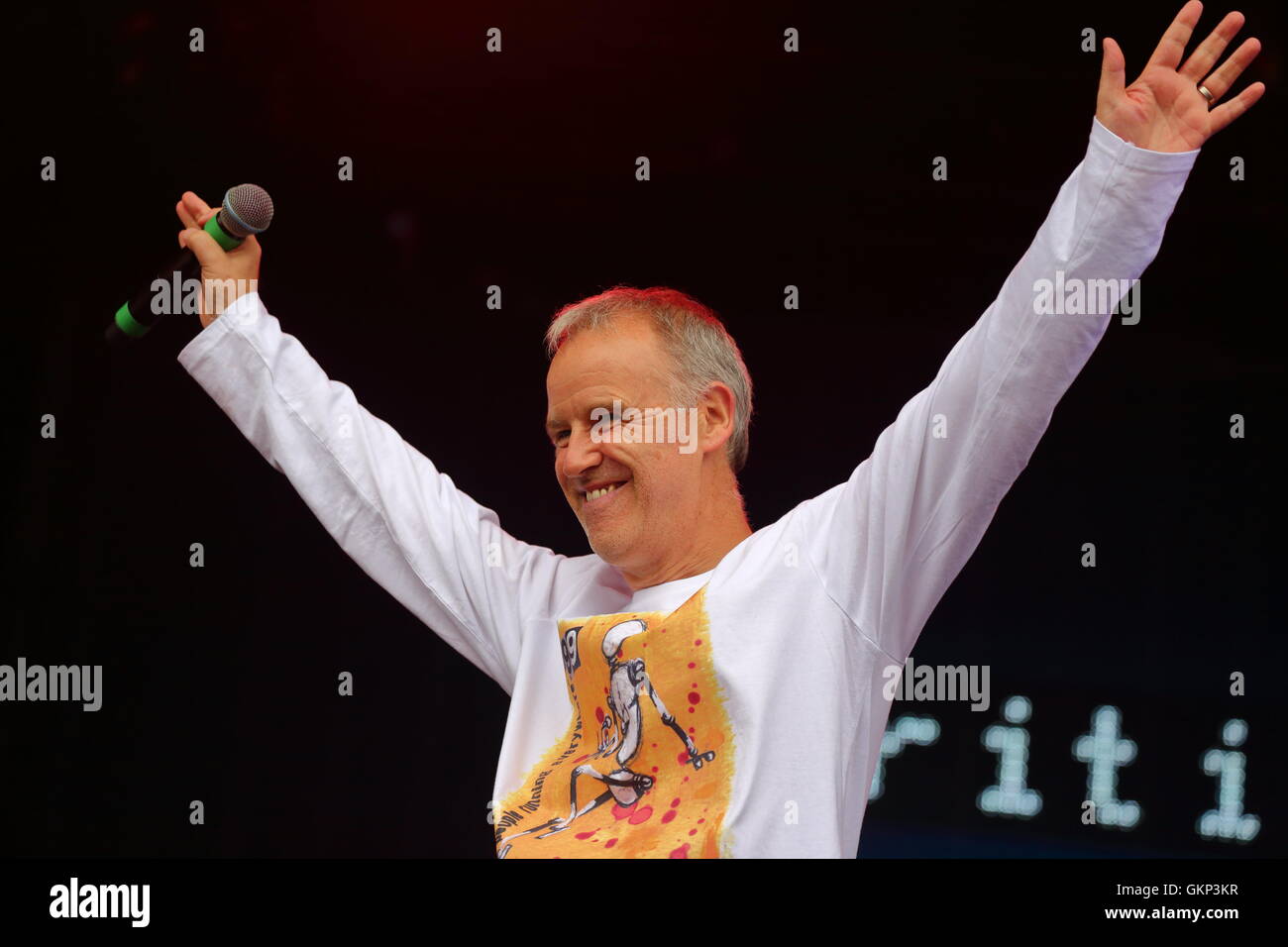 Festival de rembobinage, Henley-on-Thames, Oxfordshire, UK. La British Electric Foundation ont été bien reçus comme la foule ont bravé la pluie Crédit : Uwe Deffner/Alamy Live News Banque D'Images